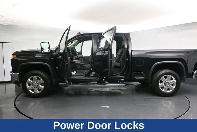 Used 2022 Chevrolet Silverado 2500 LTZ w/ LTZ Plus Package AWD/4WD image 38