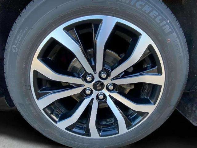 Certified 2022 Ford Explorer ST-Line w/ Class IV Trailer Tow Package image 23