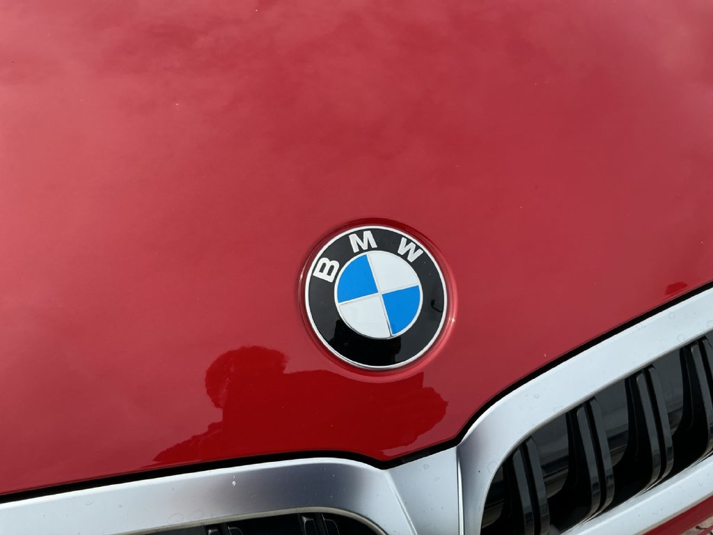 Used 2023 BMW 330i Sedan w/ Parking Assistance Package RWD image 11