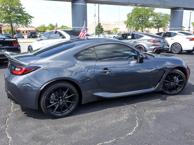 Used 2025 Toyota GR86 Premium w/ ALL Weather Mat Package (TMS) RWD image 9