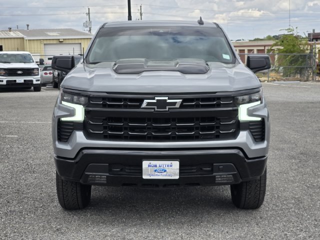 Used 2025 Chevrolet Silverado 1500 LT Trail Boss w/ Convenience Package II AWD/4WD image 2