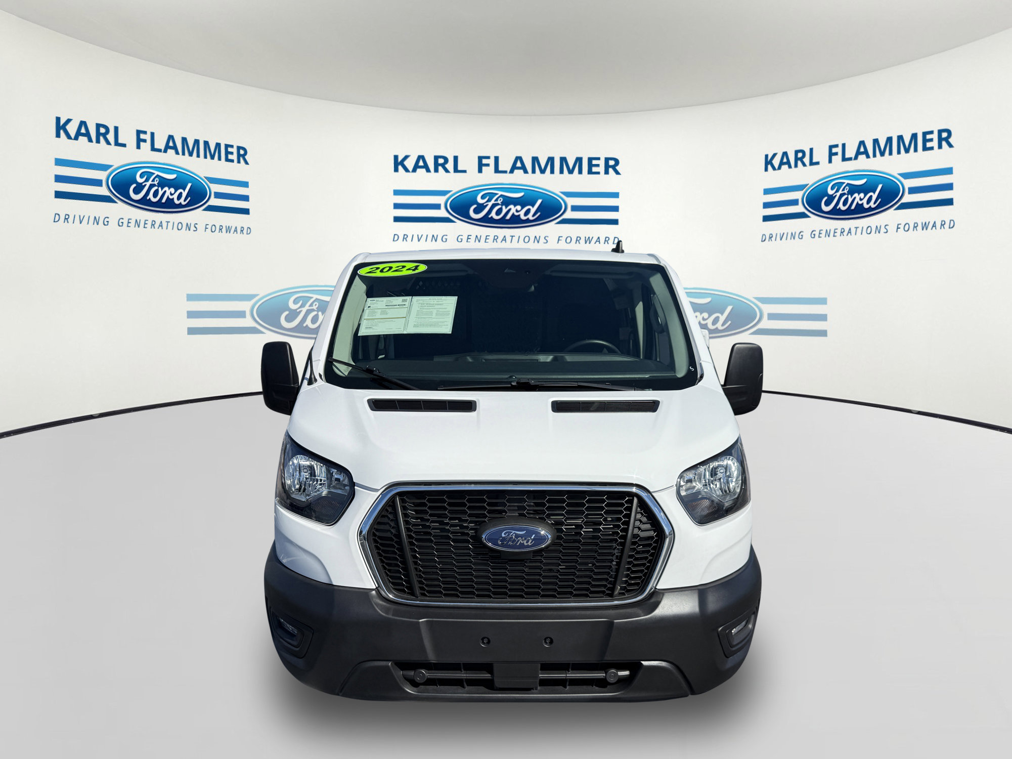 Certified 2024 Ford Transit 250 w/ Exterior Upgrade Package image 5