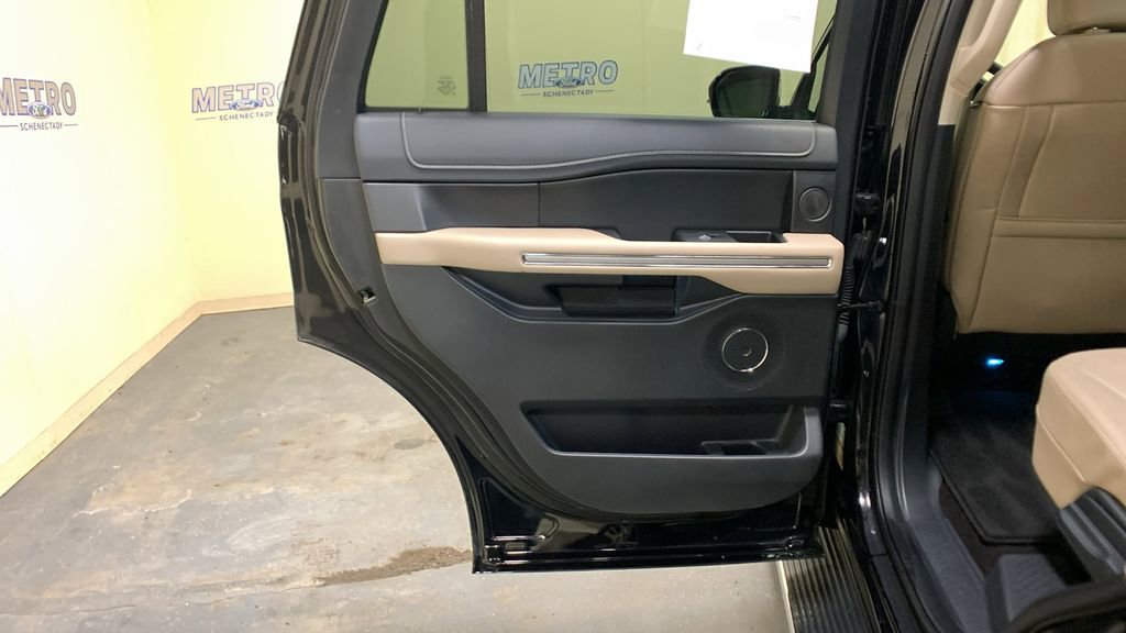 Certified 2023 Ford Expedition Limited AWD/4WD image 22