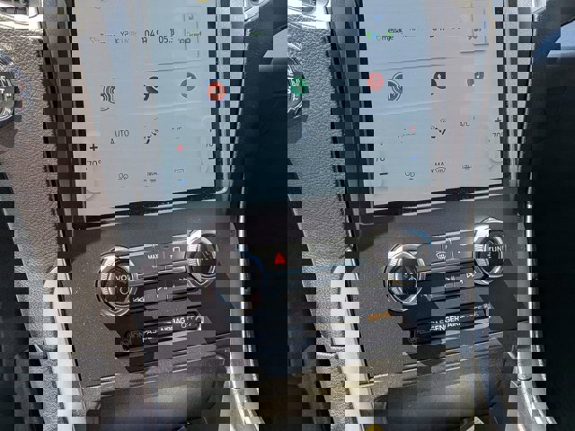 Certified 2024 Ford Edge SE w/ Black Appearance Package image 22