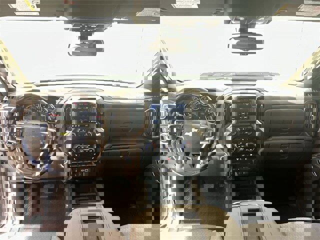 Used 2022 Chevrolet Silverado 3500 LT w/ Convenience Package image 18