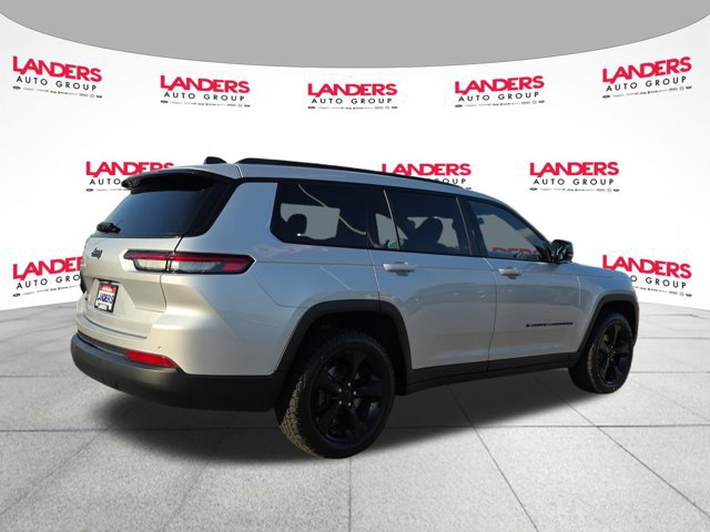 Used 2023 Jeep Grand Cherokee L Laredo AWD/4WD image 3