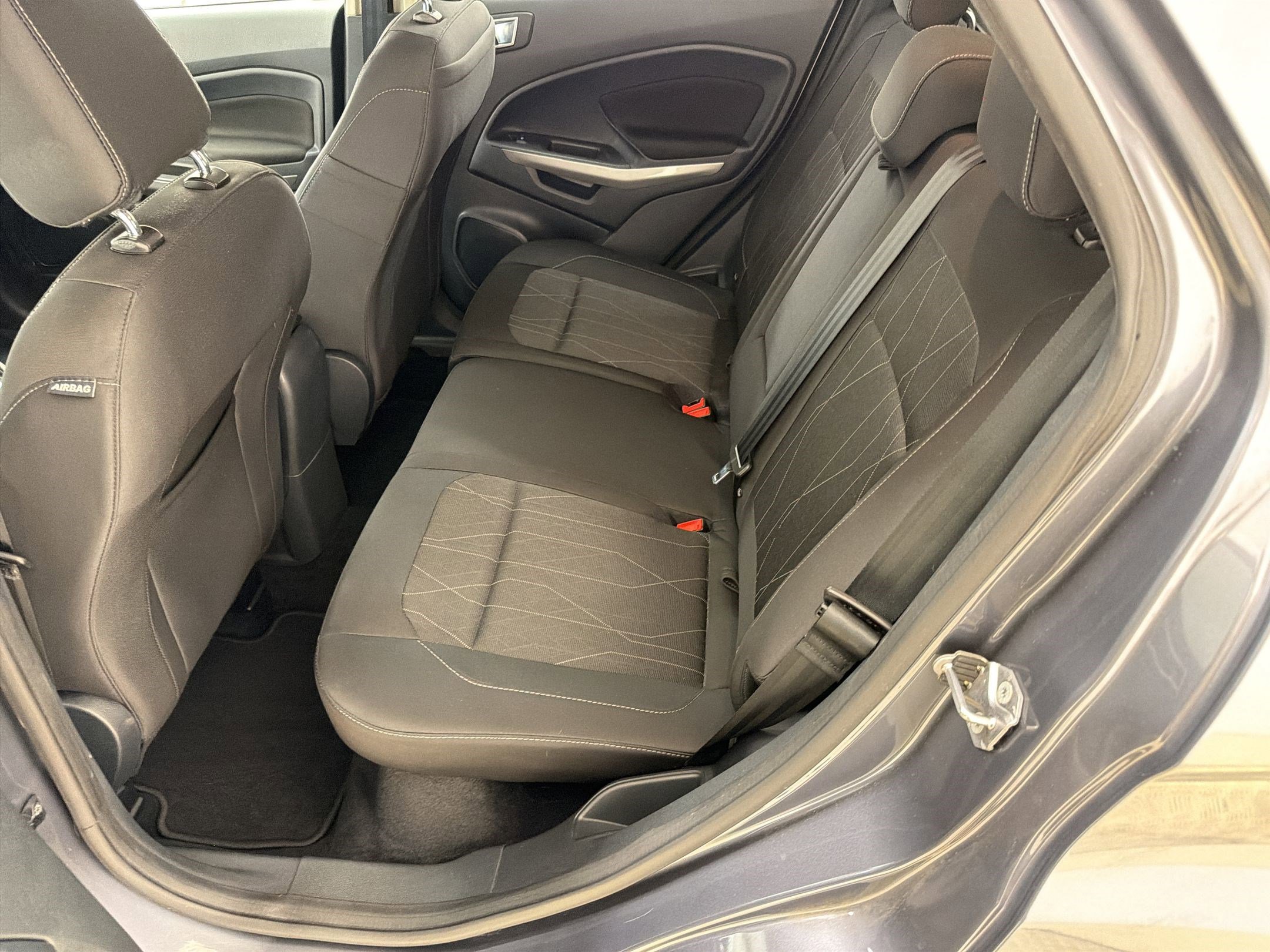 Certified 2018 Ford EcoSport SE FWD image 15