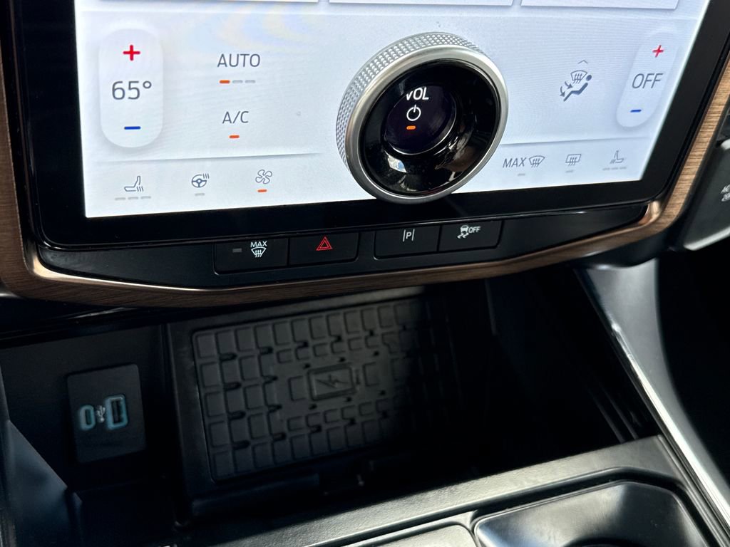 Certified 2023 Ford F150 Lightning Lariat w/ Equipment Group 511A High image 24