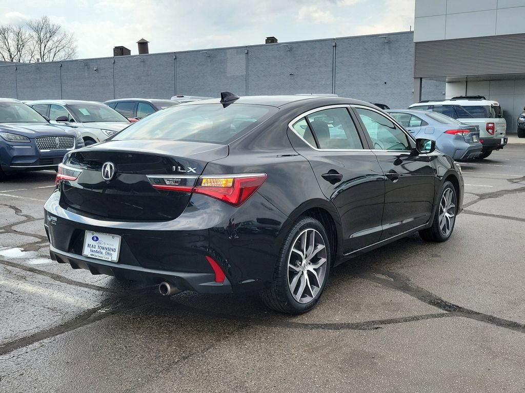 Used 2019 Acura ILX w/ Technology Package image 5