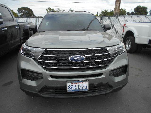 Certified 2020 Ford Explorer XLT w/ Comfort Package AWD/4WD image 2