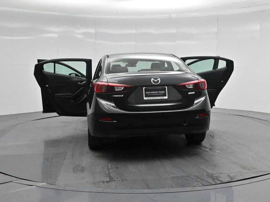 Used 2018 MAZDA MAZDA3 Sport image 52