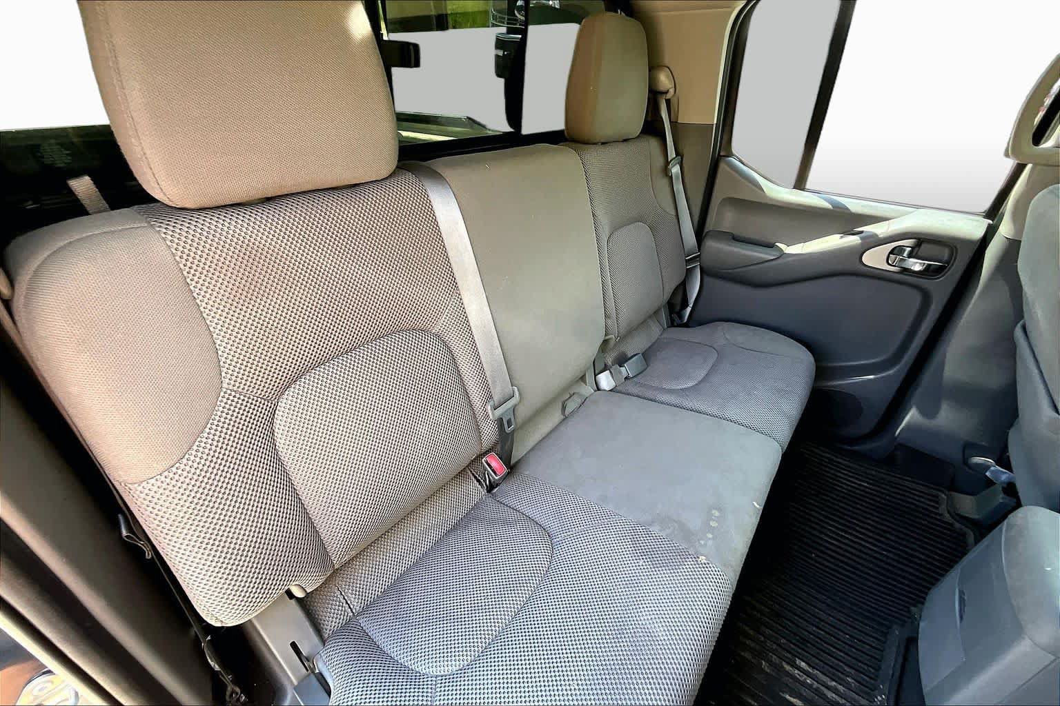 Used 2020 Nissan Frontier SV AWD/4WD image 20
