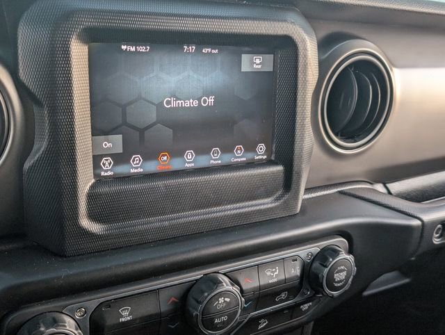 Used 2018 Jeep Wrangler Unlimited Sport S image 18