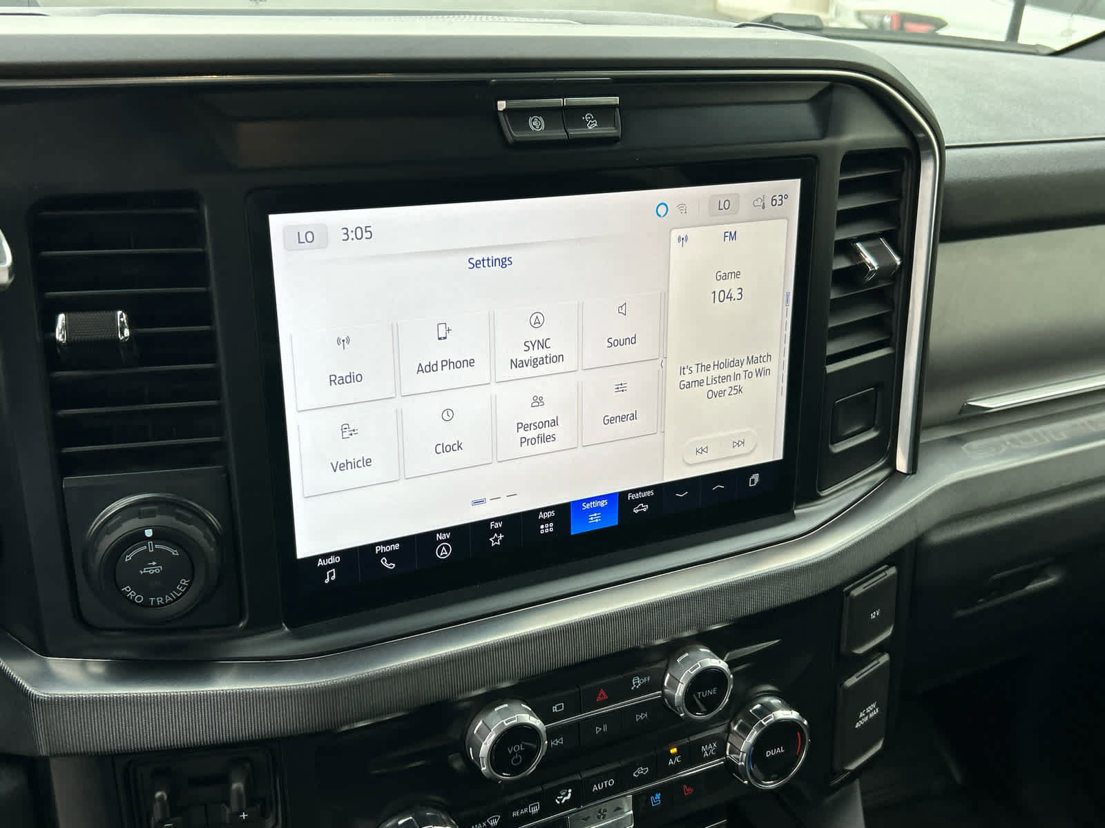 Certified 2025 Ford F350 Platinum w/ FX4 Off-Road Package image 36