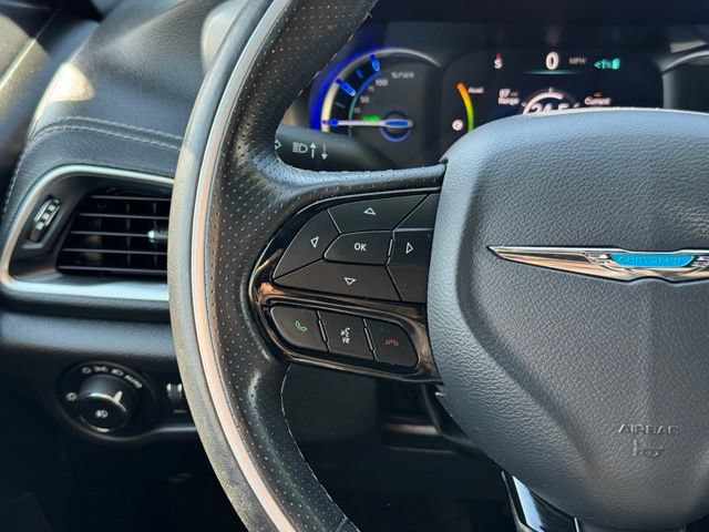 Used 2020 Chrysler Pacifica Limited w/ Advanced Safetytec Group FWD image 26