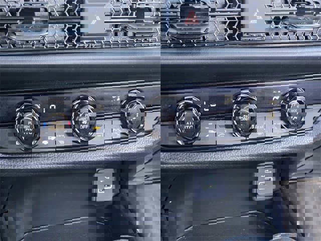 Used 2023 Honda HR-V LX image 16