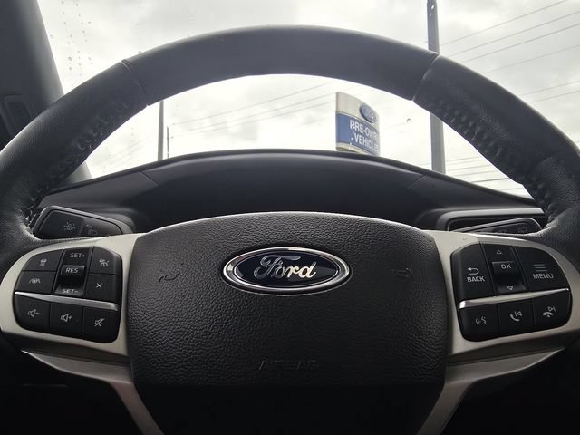 Certified 2023 Ford Explorer XLT w/ Equipment Group 202A AWD/4WD image 30