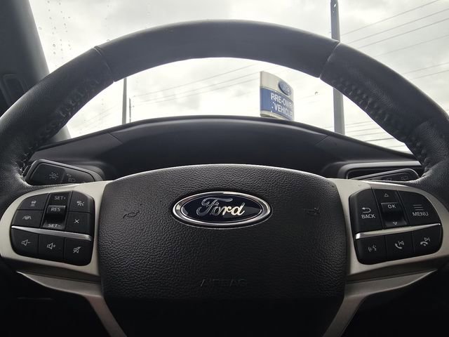 Certified 2023 Ford Explorer XLT w/ Equipment Group 202A AWD/4WD image 30