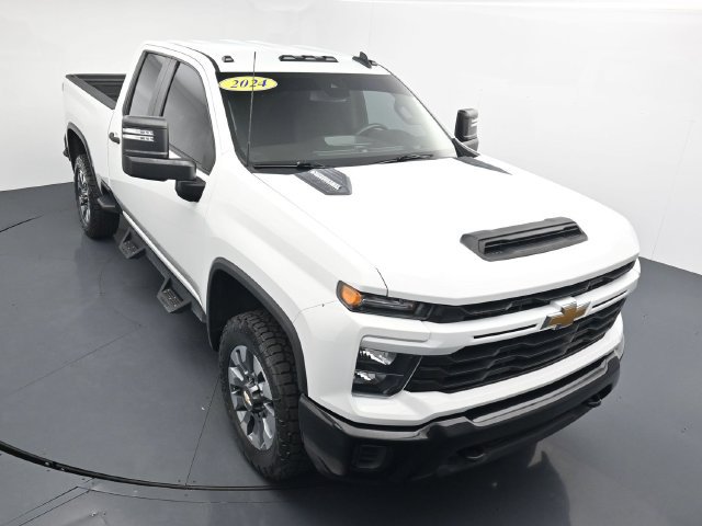Used 2024 Chevrolet Silverado 2500 Custom w/ Custom Value Package AWD/4WD image 24