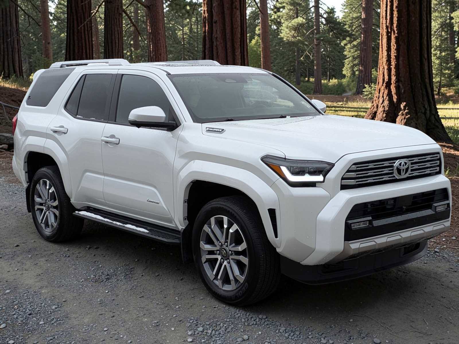 Used 2025 Toyota 4Runner Limited AWD/4WD image 8