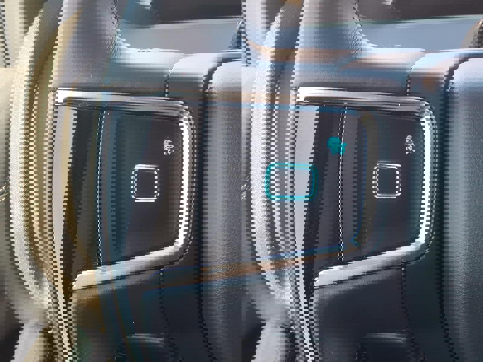 Certified 2025 Ford Expedition Platinum image 27