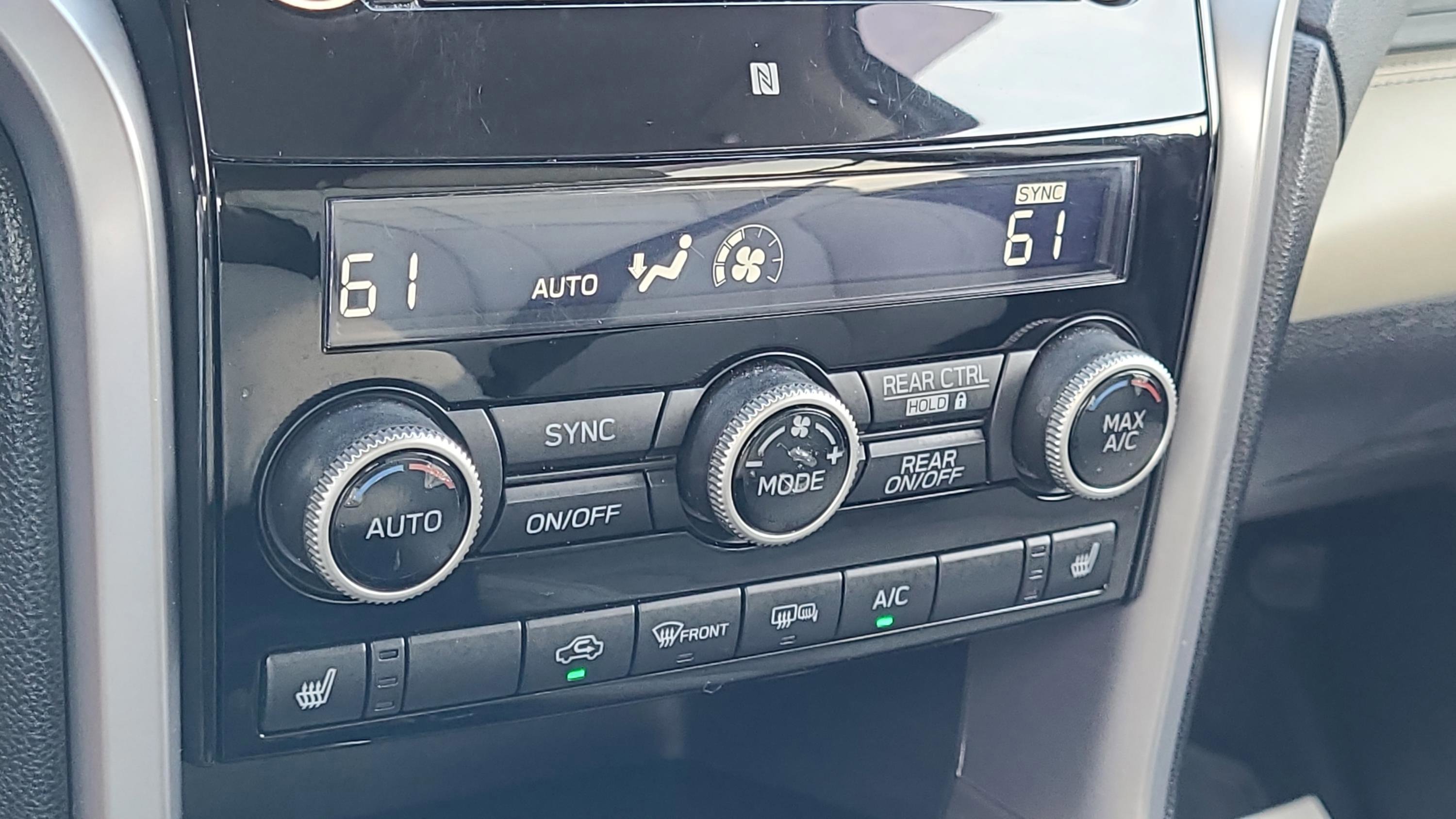 Used 2022 Subaru Ascent Limited w/ Technology Package image 24