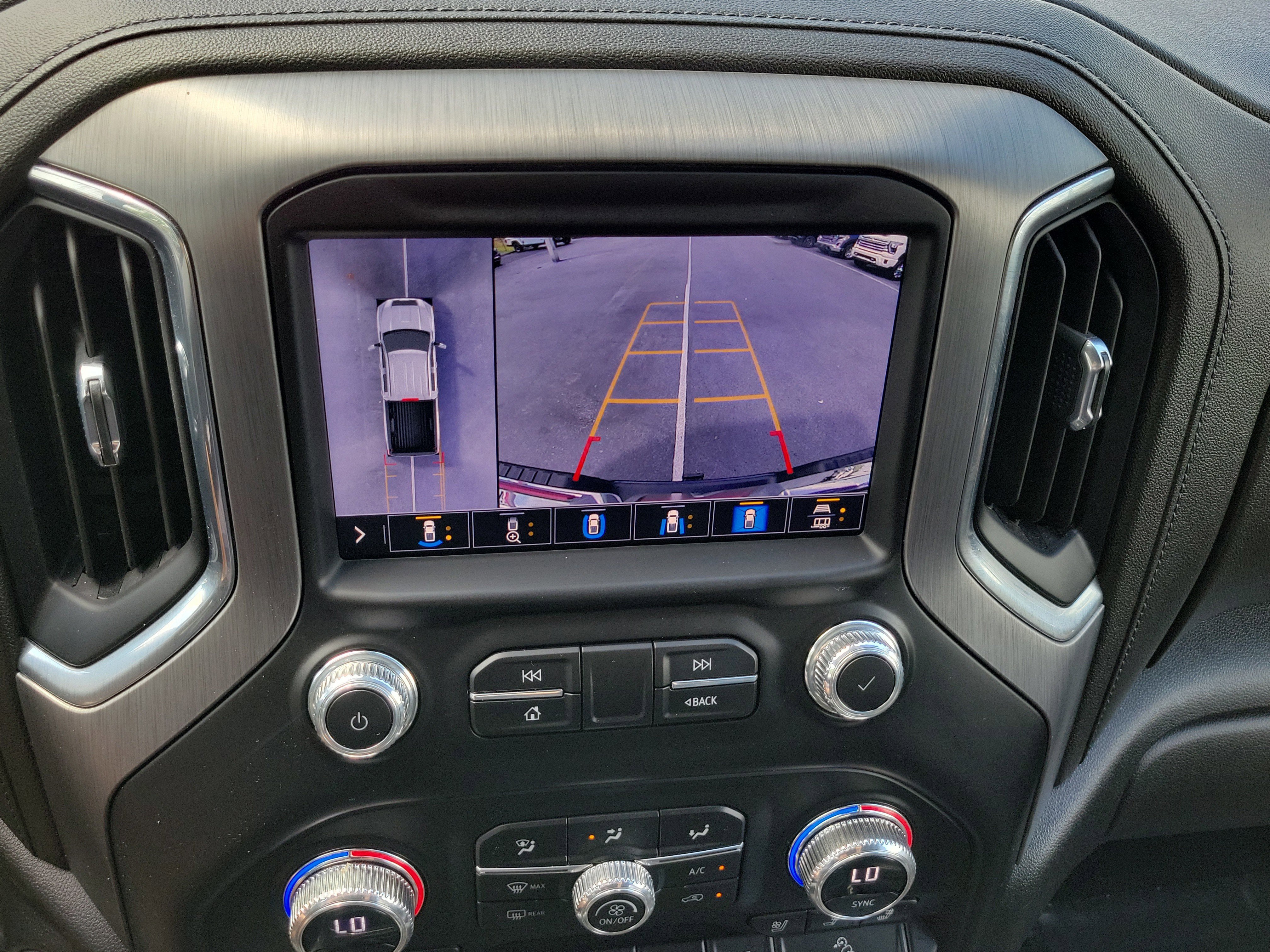 Used 2023 GMC Sierra 2500 Denali w/ Technology Package AWD/4WD image 27