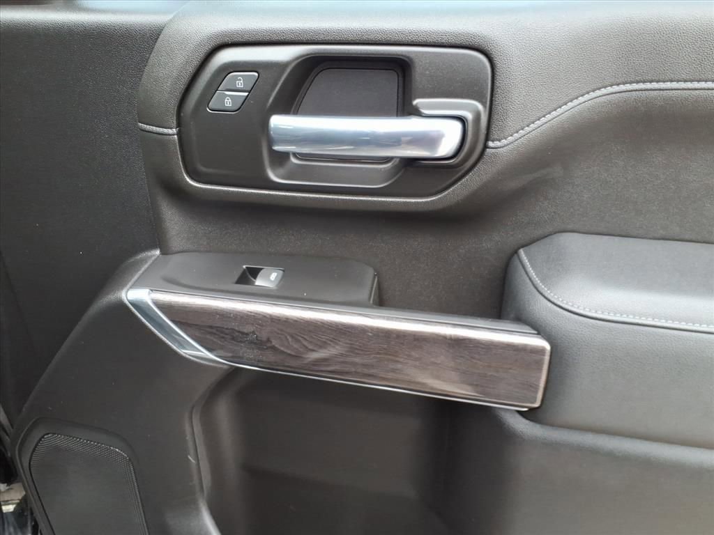 Used 2023 Chevrolet Silverado 2500 LTZ w/ LTZ Texas Edition image 13