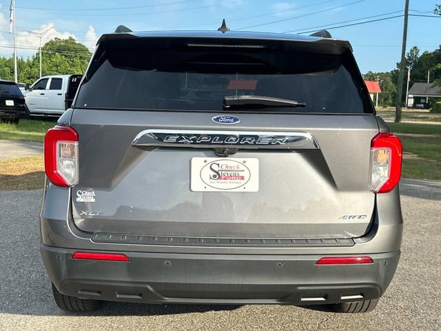 Certified 2021 Ford Explorer XLT image 4