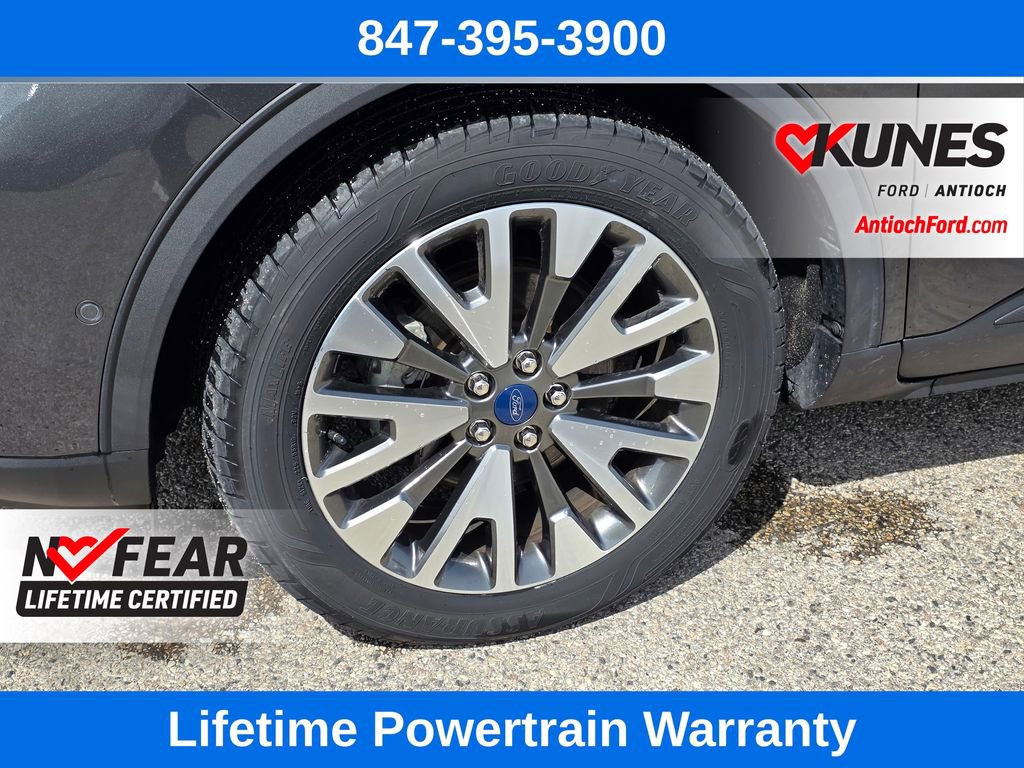 Certified 2020 Ford Escape Titanium AWD/4WD image 12