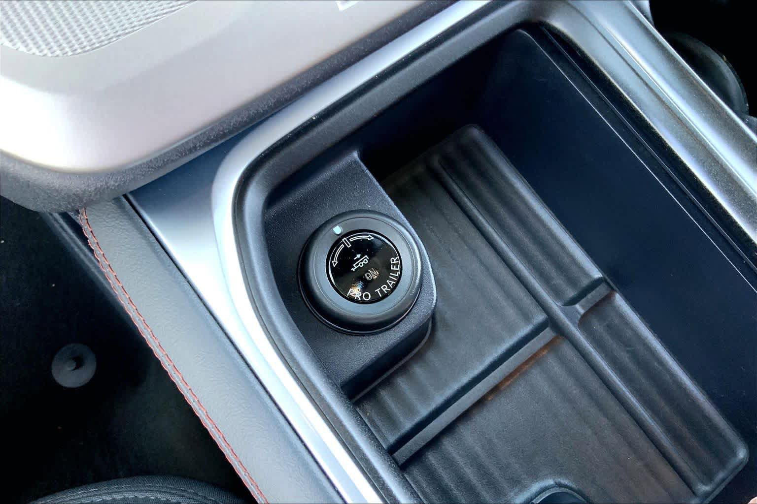 Certified 2025 Ford Expedition Active RWD image 30