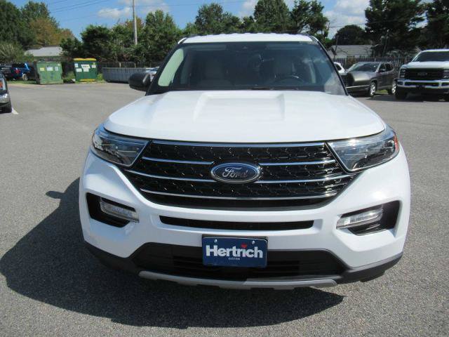 Certified 2021 Ford Explorer XLT w/ Equipment Group 202A RWD image 2