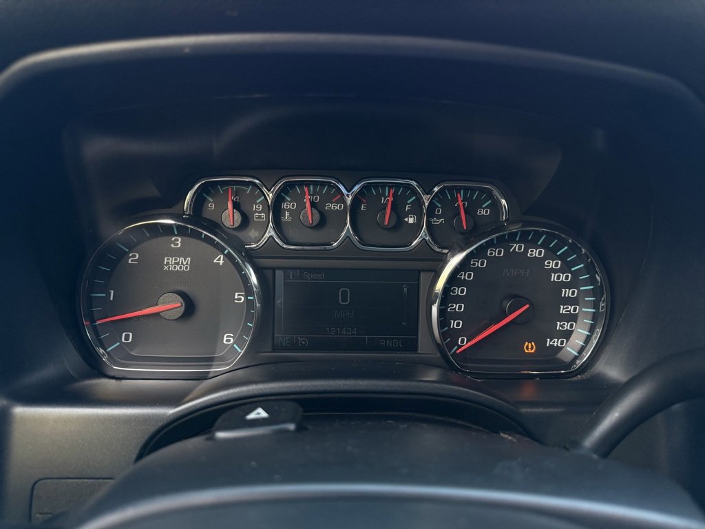 Used 2018 Chevrolet Silverado 1500 LT w/ All Star Edition image 15