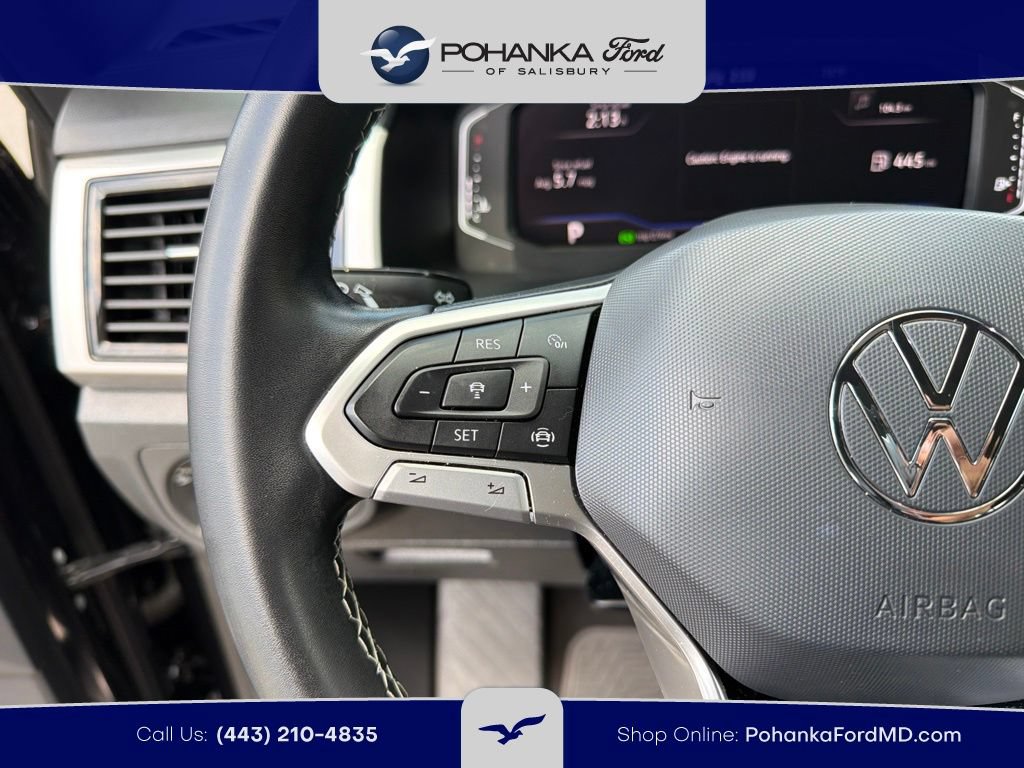 Used 2022 Volkswagen Atlas Cross Sport SE FWD image 16