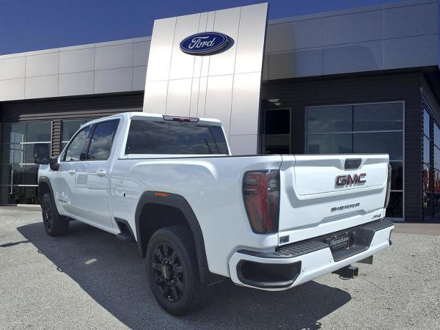 Used 2025 GMC Sierra 2500 AT4 AWD/4WD image 3