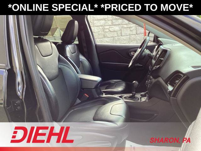 Used 2020 Jeep Cherokee Latitude Plus AWD/4WD image 11
