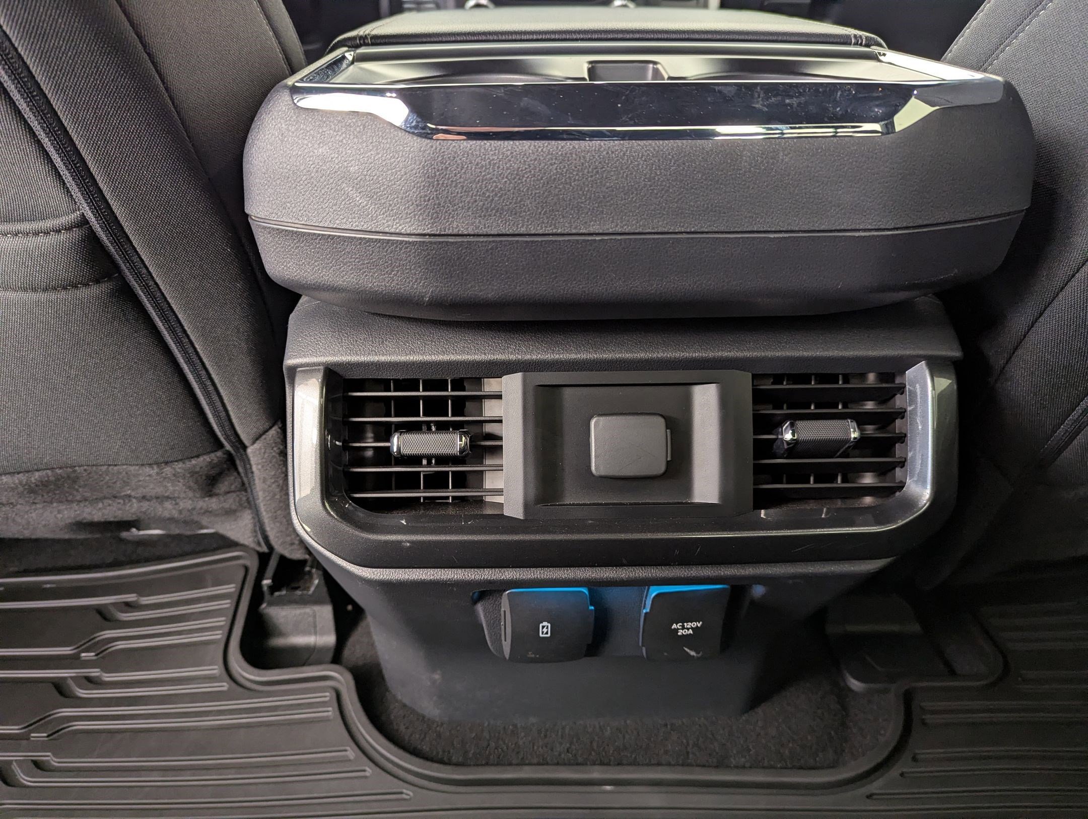 Certified 2023 Ford F150 XLT w/ Equipment Group 302A High image 20