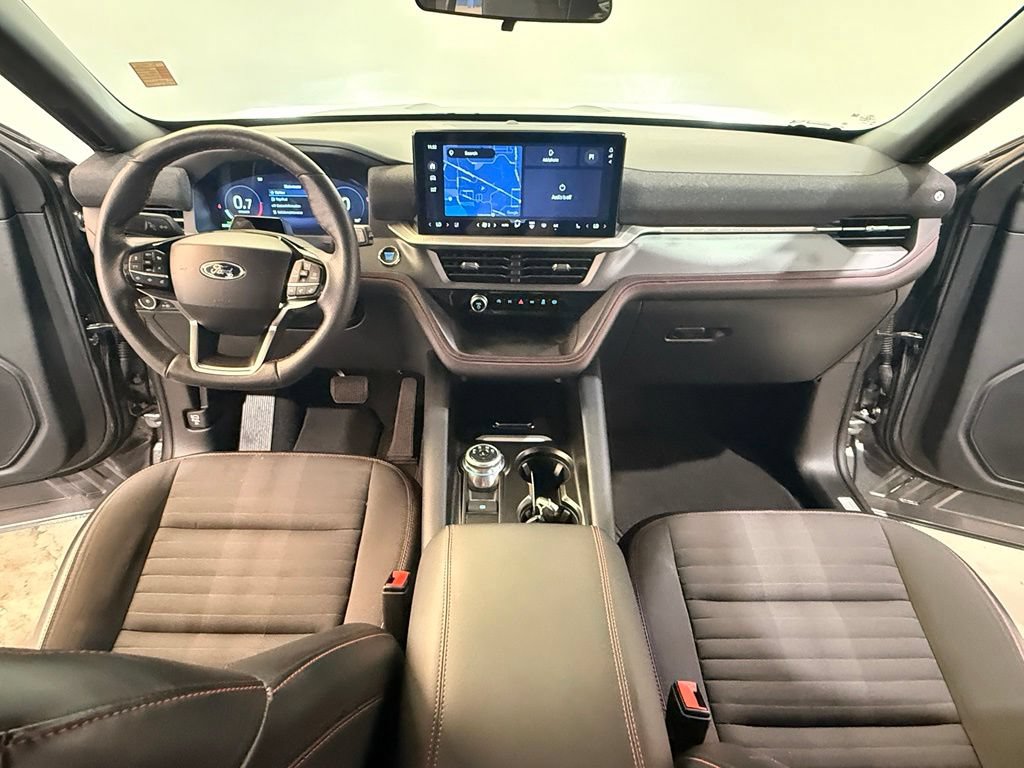 Certified 2025 Ford Explorer ST-Line AWD/4WD image 20