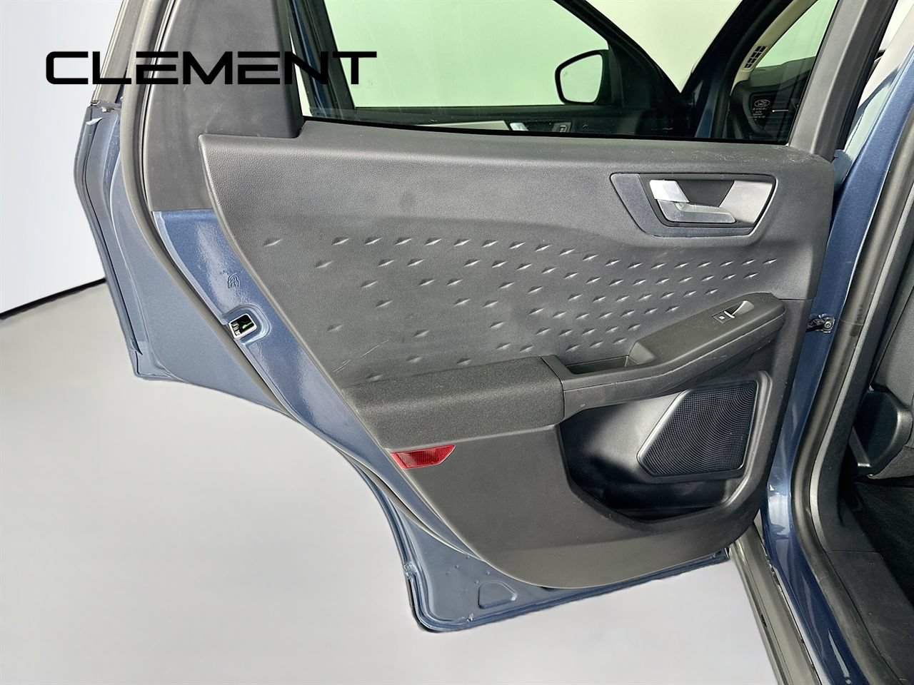 Certified 2020 Ford Escape SE FWD image 30