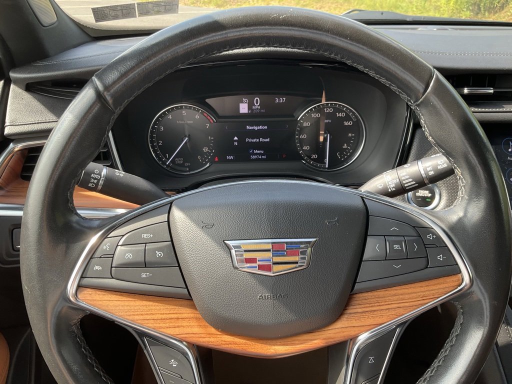 Used 2020 Cadillac XT5 Premium Luxury image 11