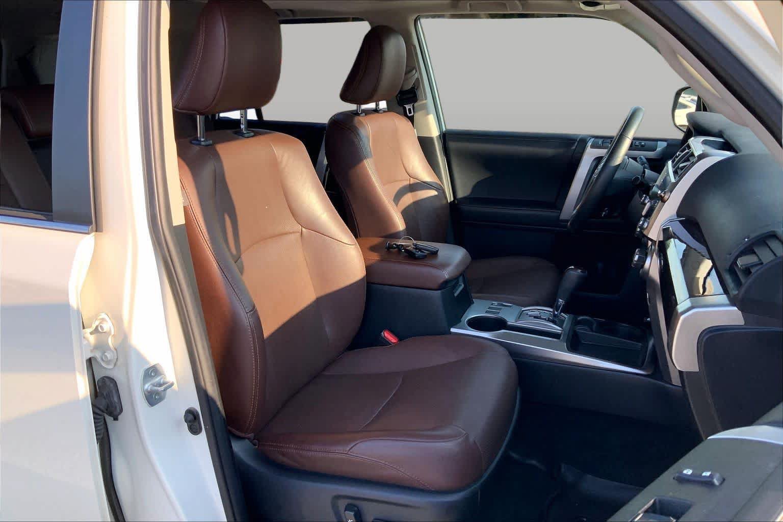 Used 2021 Toyota 4Runner Limited RWD image 9