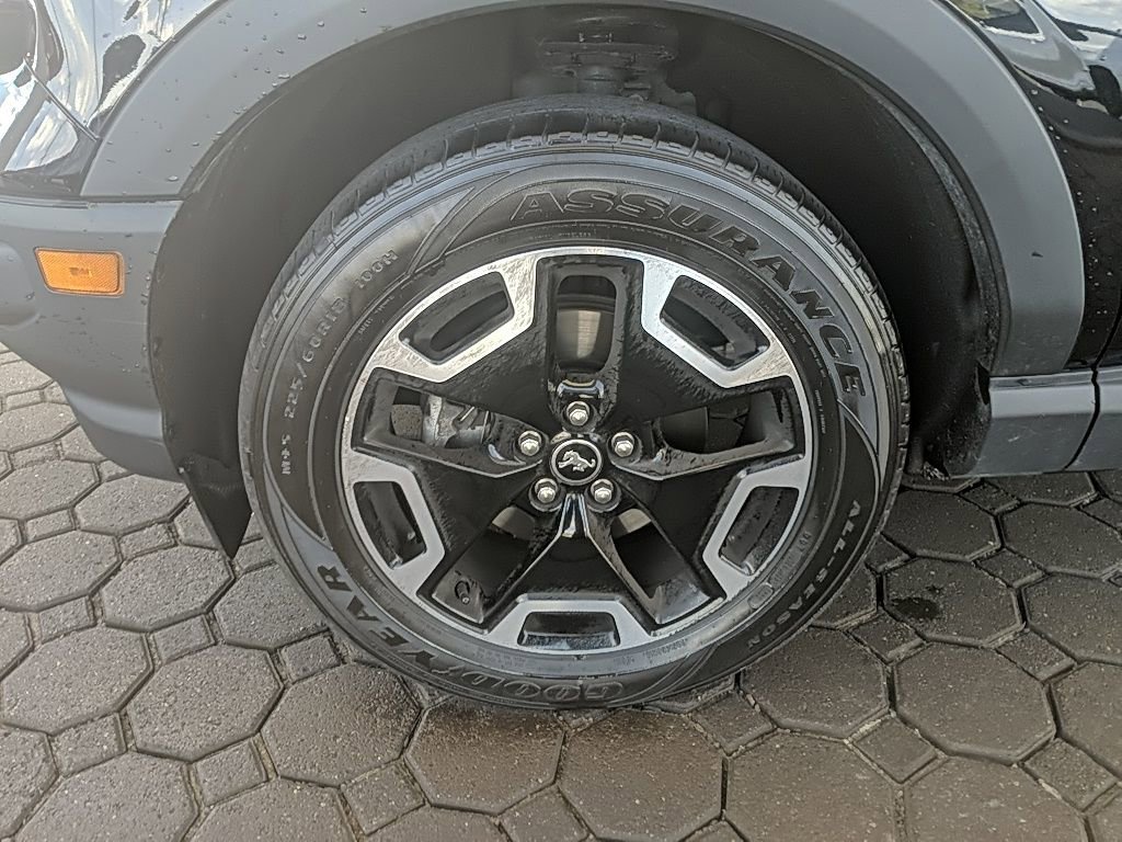 Certified 2021 Ford Bronco Sport Outer Banks w/ Outer Banks Package (96D) AWD/4WD image 10