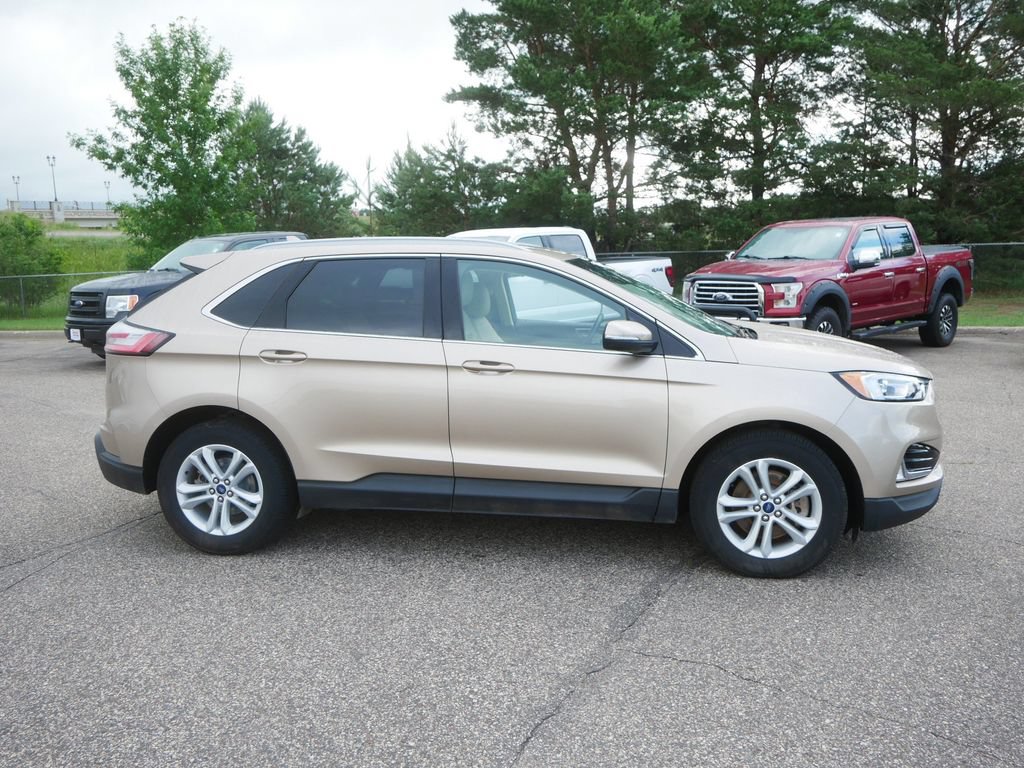 Certified 2020 Ford Edge SEL w/ Convenience Package AWD/4WD image 4