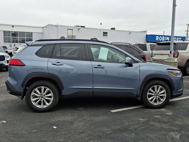 Used 2023 Toyota Corolla Cross LE w/ Moonroof Package FWD image 7