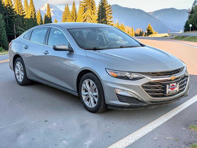 Used 2025 Chevrolet Malibu LT FWD image 8