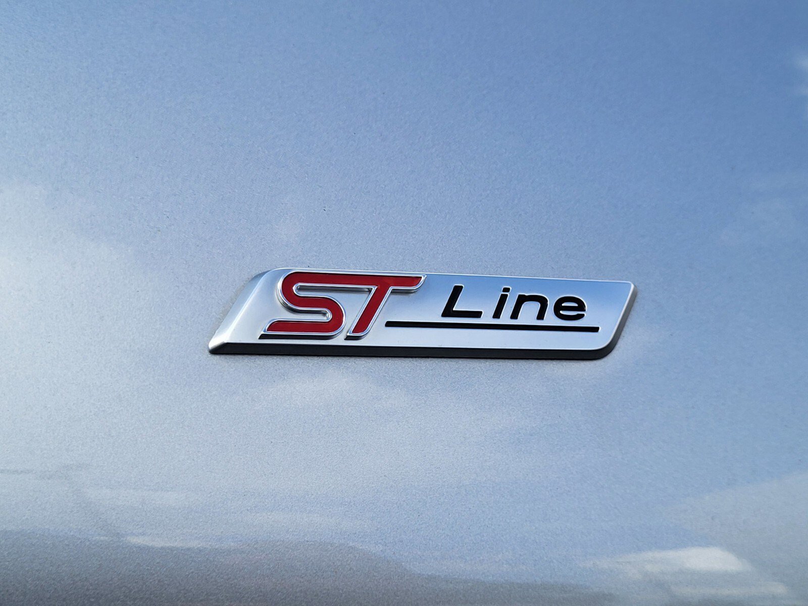 Certified 2023 Ford Explorer ST-Line w/ Class IV Trailer Tow Package RWD image 12