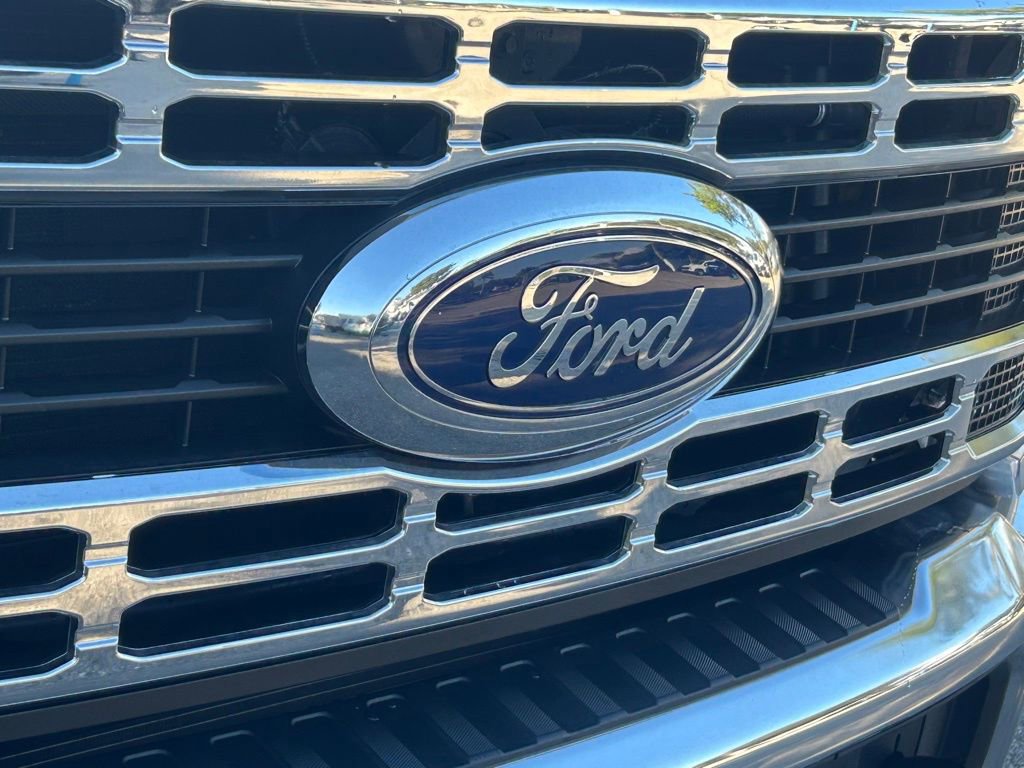 Certified 2023 Ford F550 2WD SuperCab Super Duty w/ XL Chrome Package image 21