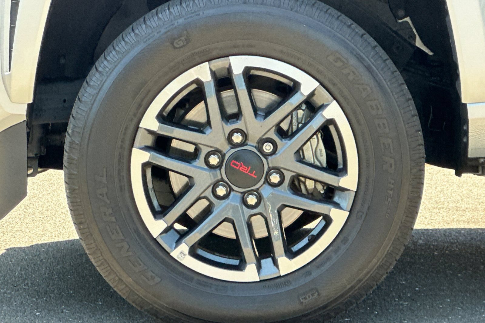 Used 2024 Toyota Tacoma TRD Sport w/ TRD Sport Premium Package AWD/4WD image 45