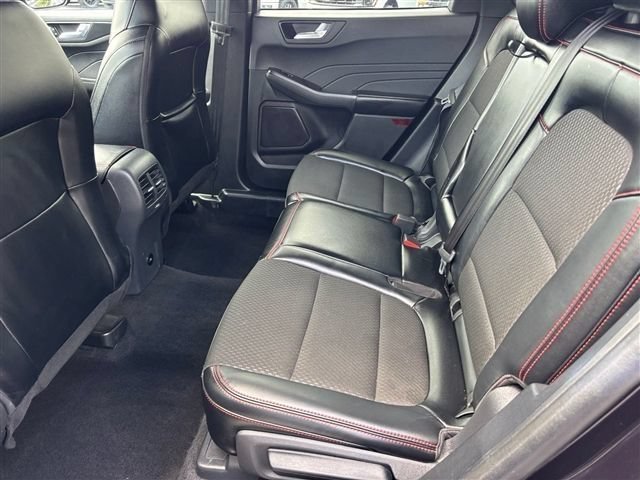 Certified 2025 Ford Escape ST-Line AWD/4WD image 19