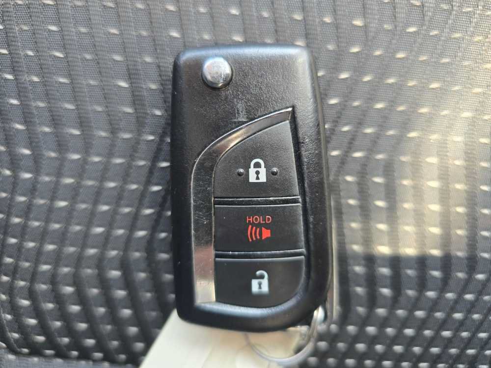 Used 2018 Toyota Corolla iM FWD image 21